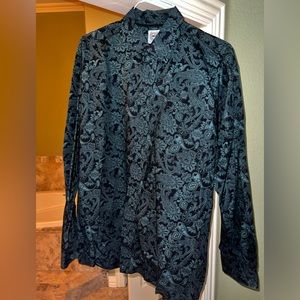 Cinch L button down shirt